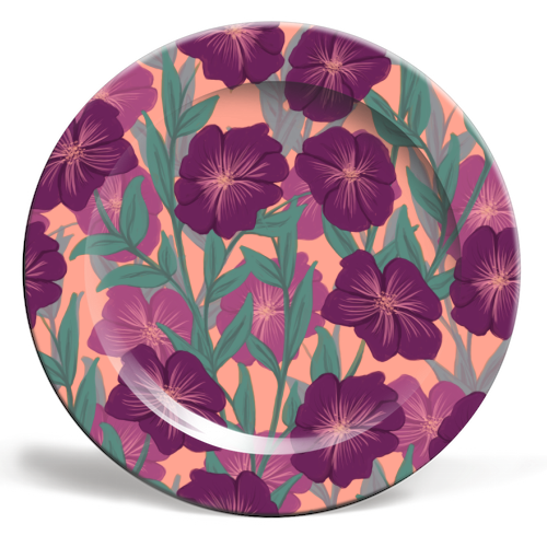 Bold Bloom Purple - ceramic dinner plate by Daniela di Niro