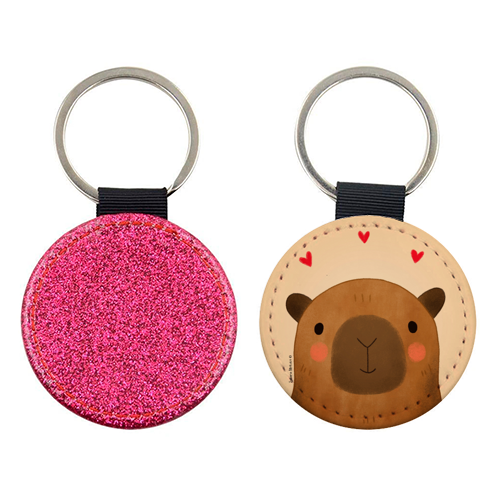 Capybara in love - keyring by Juliana Motzko
