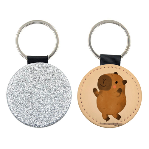 Capybara jumping - keyring by Juliana Motzko