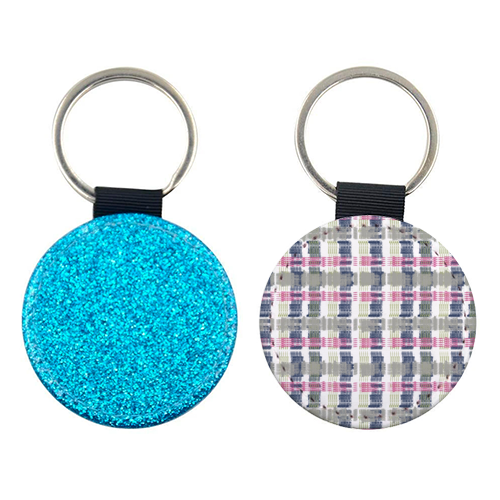 Check 2 - keyring by Julia Barstow