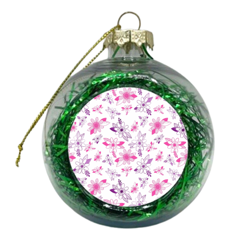 DAISY INK WATERCOLOR - xmas bauble by Malu Chevarria
