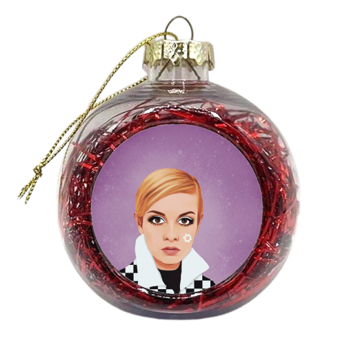 Fashion Icons: Twiggy - xmas bauble by Giddy Kipper