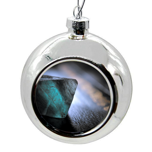 Fragment - colourful christmas bauble by Lordt