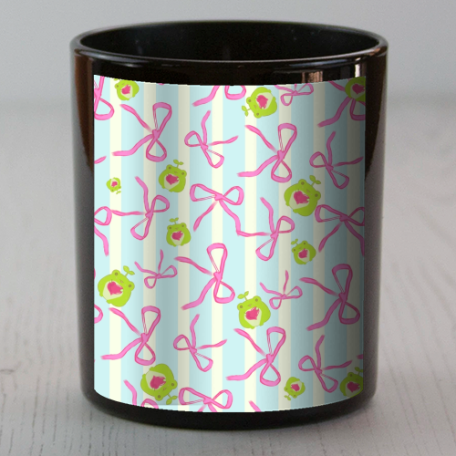 Frogs and Bows - scented candle by Yaz Raja