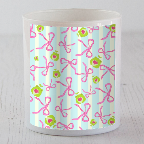Frogs and Bows - scented candle by Yaz Raja