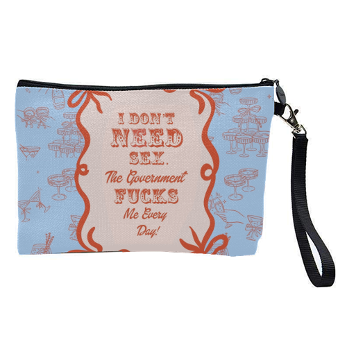 GOOD JOB GOVERNMENT. - pretty makeup bag by Wallace Elizabeth