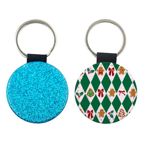 Green Check Gingerbreadman Coquette Pattern - keyring by EZbie