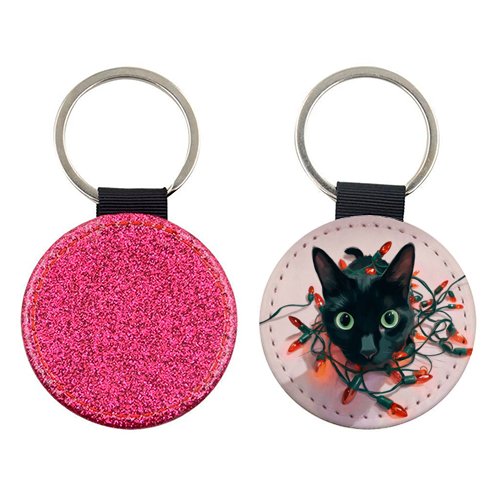 Green eyes, red lamps - keyring by DejaReve