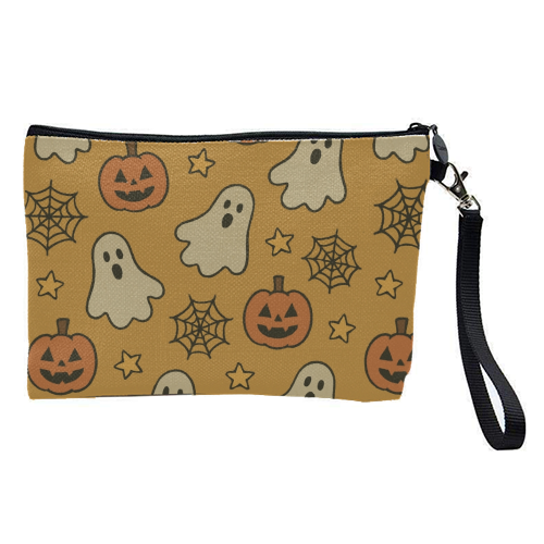 Halloween paper pattern - pretty makeup bag by Giddy Kipper