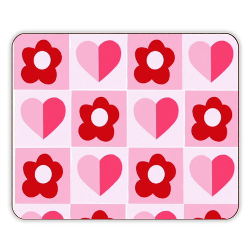 Hearts and Daisies - designer placemat by Yaz Raja