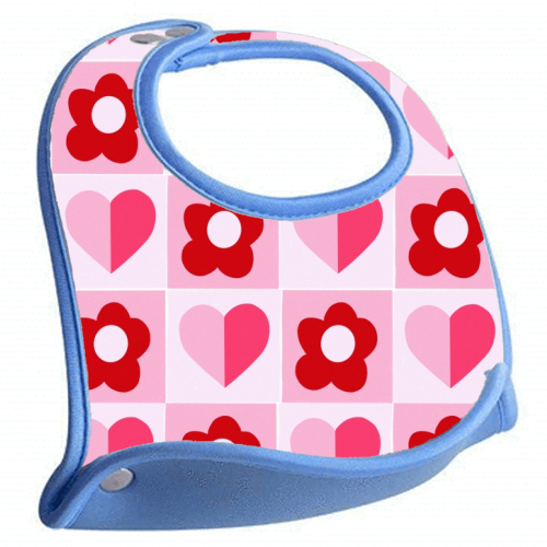 Hearts and Daisies - feeding bib by Yaz Raja