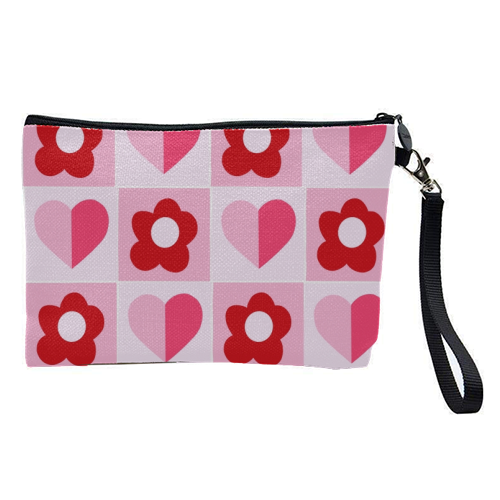 Hearts and Daisies - pretty makeup bag by Yaz Raja