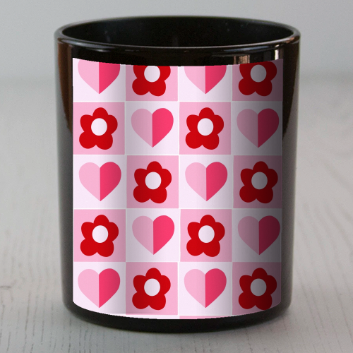 Hearts and Daisies - scented candle by Yaz Raja