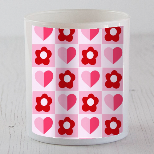 Hearts and Daisies - scented candle by Yaz Raja