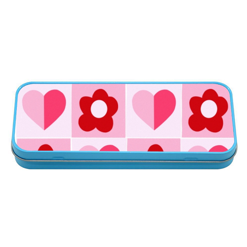 Hearts and Daisies - tin pencil case by Yaz Raja