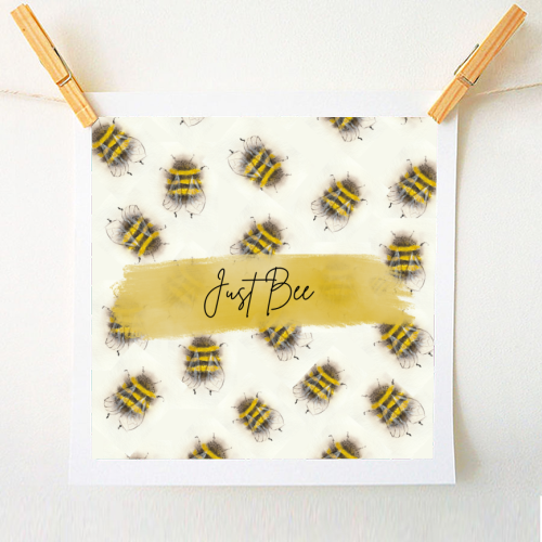 Just Bee - A1 - A4 art print by Linbylane