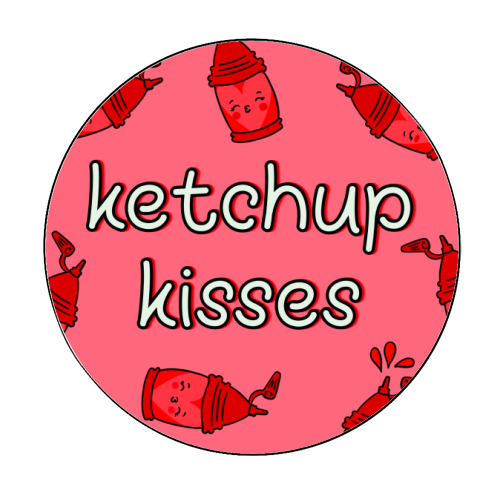 Ketchup Kisses | Tomato Sauce Lover | Cute - Circle Sticker by Lisa Wardle