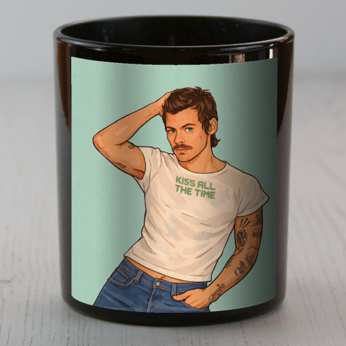 Kiss Me Harry - scented candle by DOLLY WOLFE