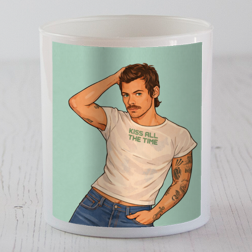 Kiss Me Harry - scented candle by DOLLY WOLFE