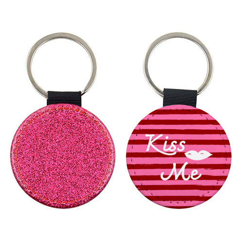 Kiss Me Pink Retro Stripe Illustration - keyring by EZbie