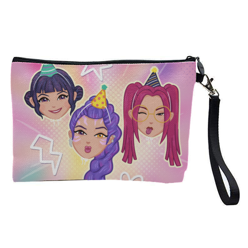 Kpop Demon Hunters - pretty makeup bag by Loren Grosvenor