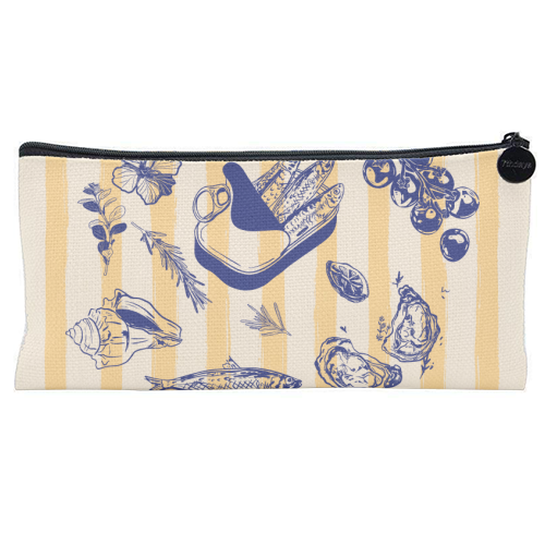 La Dolce Vita – Vintage Coastal Sardines & Seafood - flat pencil case by EZbie
