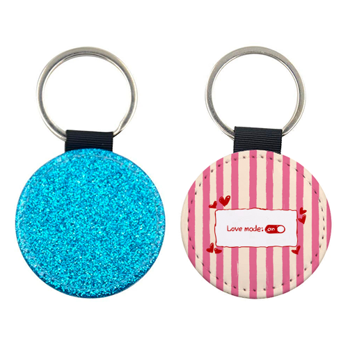 Love Mode On Pink Aesthetic Stripes - keyring by EZbie