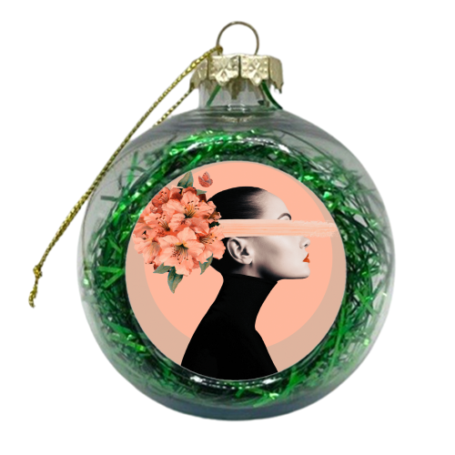 Lunna - xmas bauble by Larissa Grace
