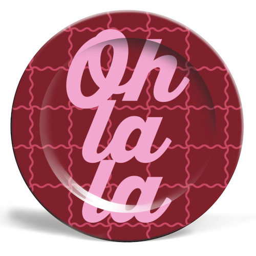 Oh la la - ceramic dinner plate by Daniela di Niro