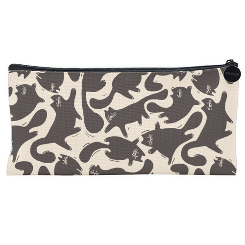 Playful Black Cat Pattern – Halloween Spooky Vibe - flat pencil case by Ania Wieclaw