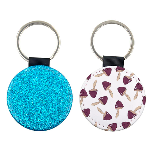 Raining mushrooms - keyring by Linbylane