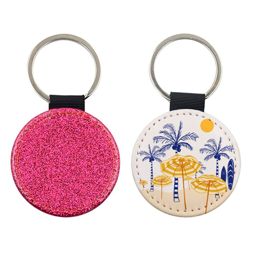 Retro Yellow Beach Vibes – Palms, Umbrellas & Surfboards - keyring by EZbie