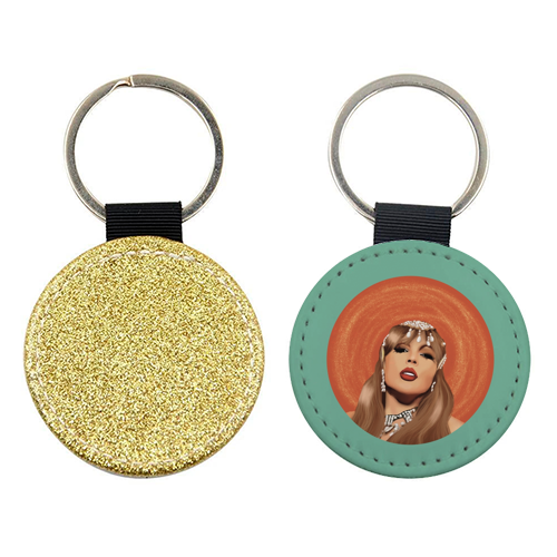 Showgirl Taylor - keyring by Giddy Kipper
