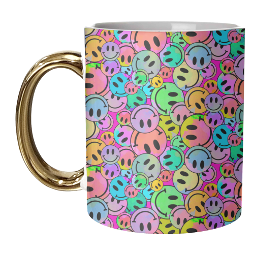 Smiley Tye Dye Pattern - unique mug by Lisa Wardle