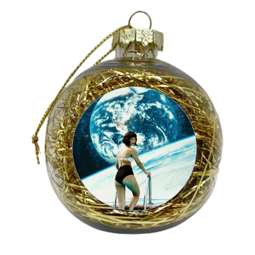 Space Babe - xmas bauble by taudalpoi