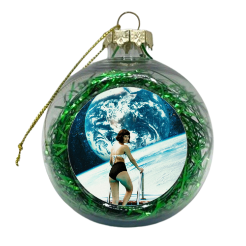Space Babe - xmas bauble by taudalpoi