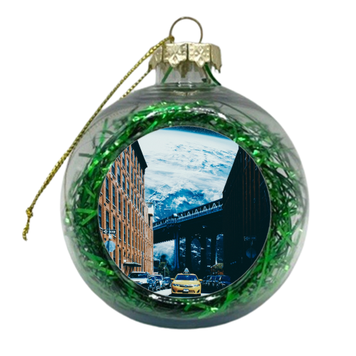Space Taxi - xmas bauble by taudalpoi