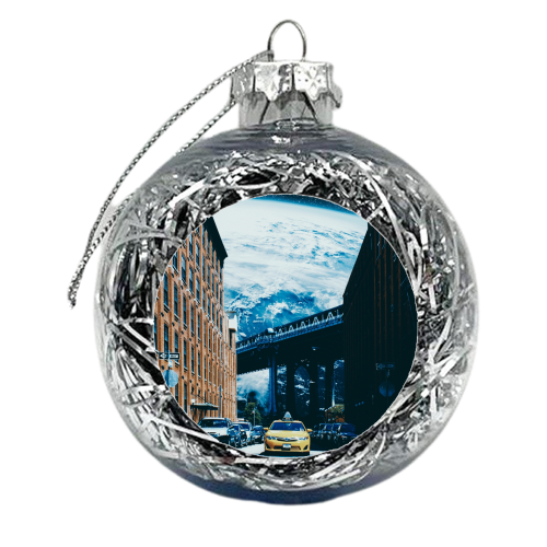 Space Taxi - xmas bauble by taudalpoi