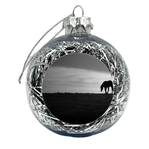 Traveling Light - xmas bauble by Lordt