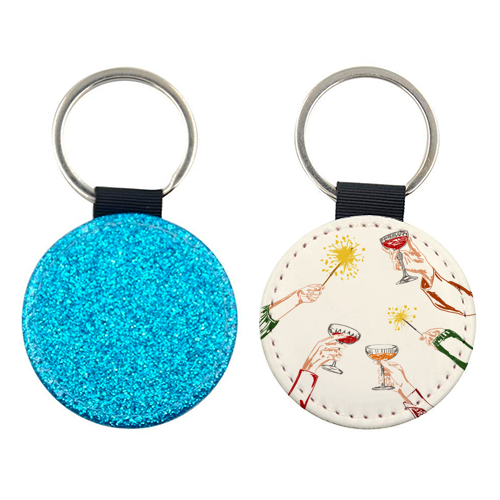 Vintage Holidays Cocktail Cheers Illustration - keyring by EZbie