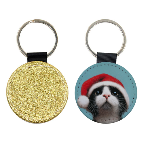 Warm Christmas hat - keyring by DejaReve