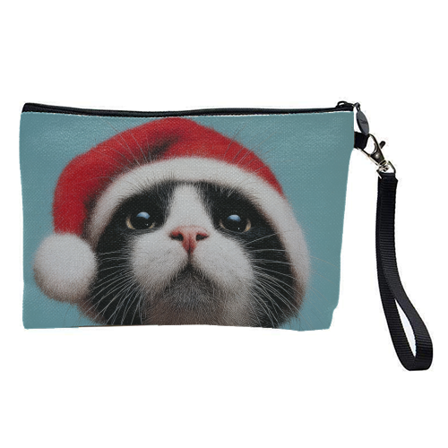 Warm Christmas hat - pretty makeup bag by DejaReve