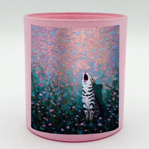 Yawning kitty - scented candle by DejaReve